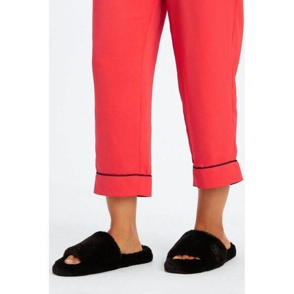 Fabletics EcoSatin Crop Pant - Strawberry Red/Black - Picture 4 of 16